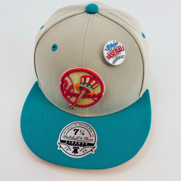 New York Yankees Hat Cap Fitted 7 1/8 Mens Blue Grey Side Patch Vintage MLB - Picture 2 of 7